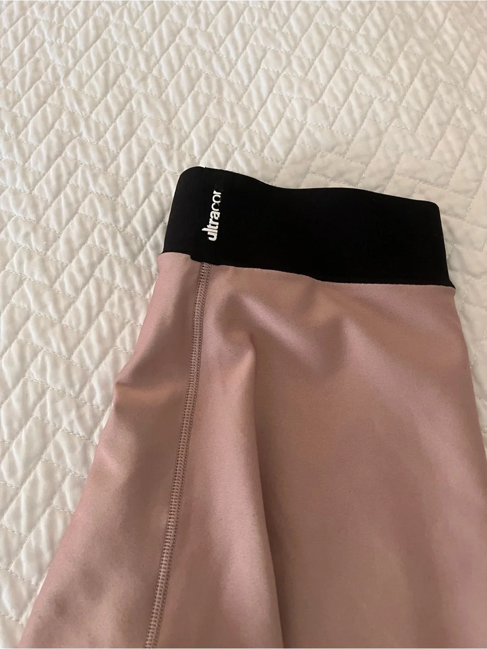 💎ULTRACORE GYM LEGGINGS💎XS$320⚡️Check out my listings ⚡️